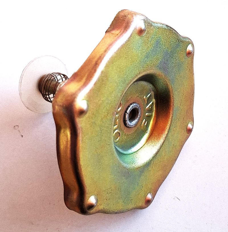 Oljyntayttokorkki-4293703