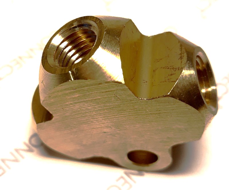 Jarruputkien_jakokappale-uusi_malli-4077589