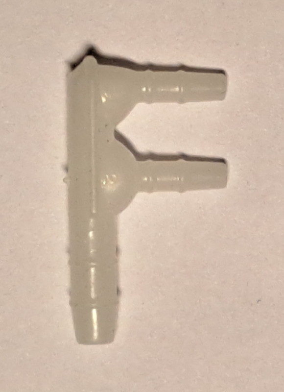 Lasinpyyhyn T-liitin