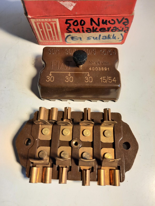 Sulakerasia 4 sulaketta