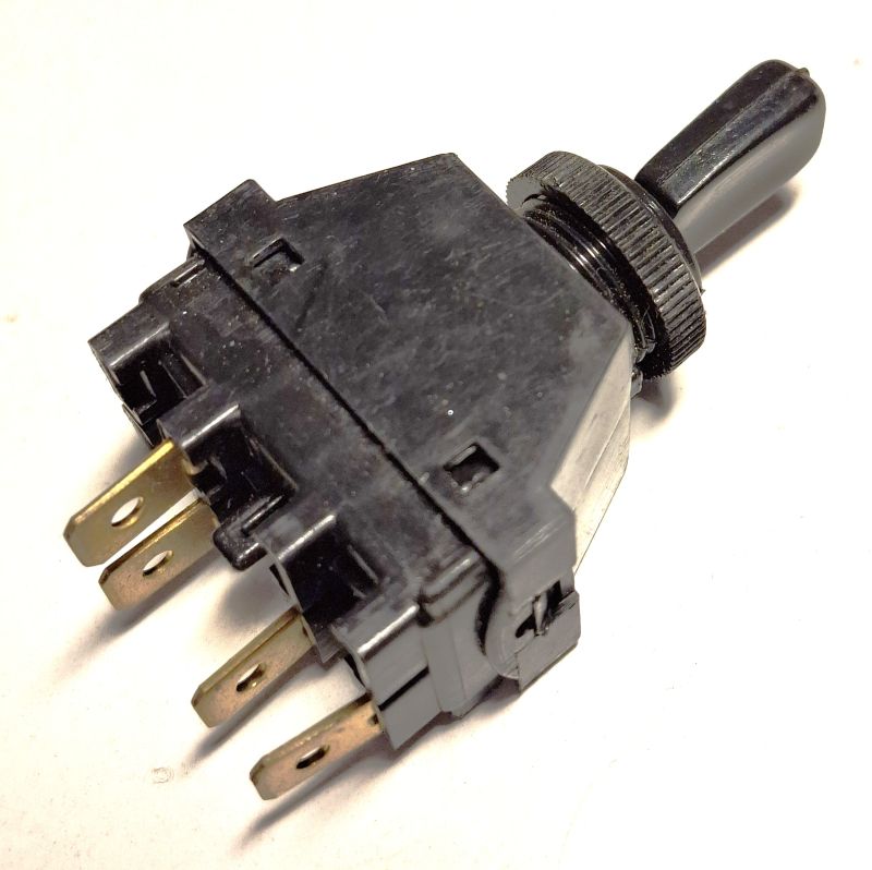 Katkaisin-ON-OFF-ON-4-liitinta