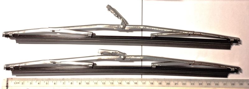 Lasinpyyjkimen_sulka_kapea-5,4mm-28cm-4052946-4052947-5880853