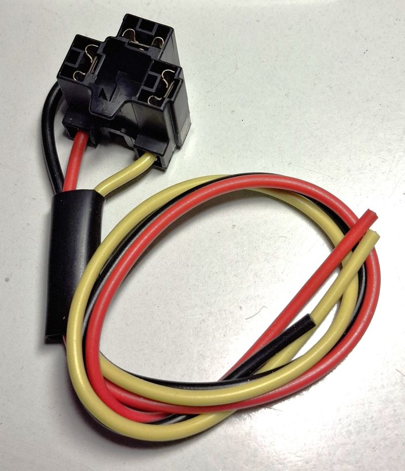 Polttimon_knta_3_johtoa-15cm