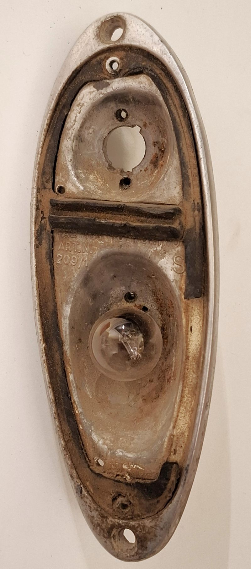 F634-40-440Kr--Takavalo_pohja_vasen_USED--500N--9987440