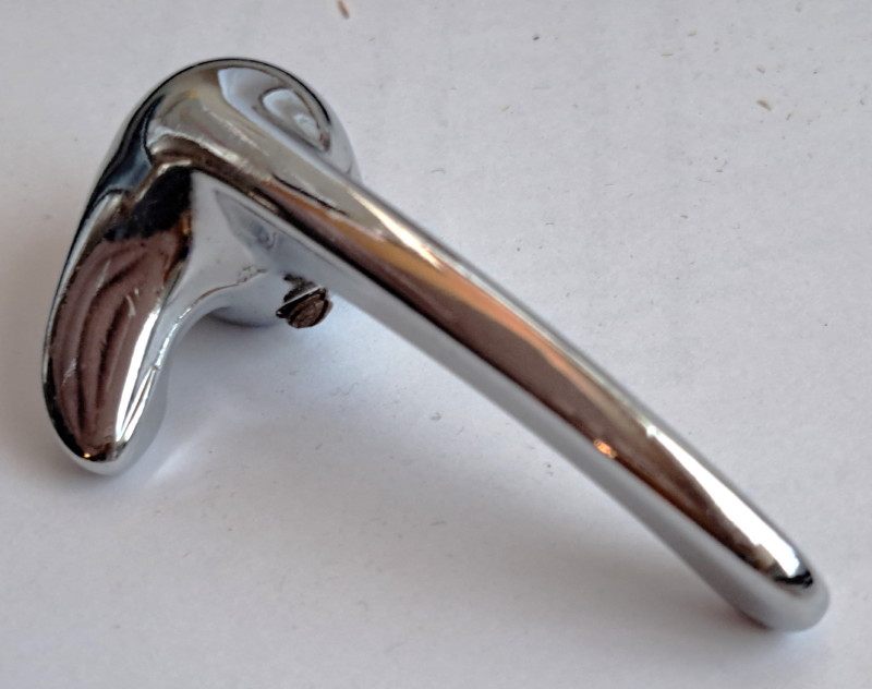 Tuuletusikkunan kahva