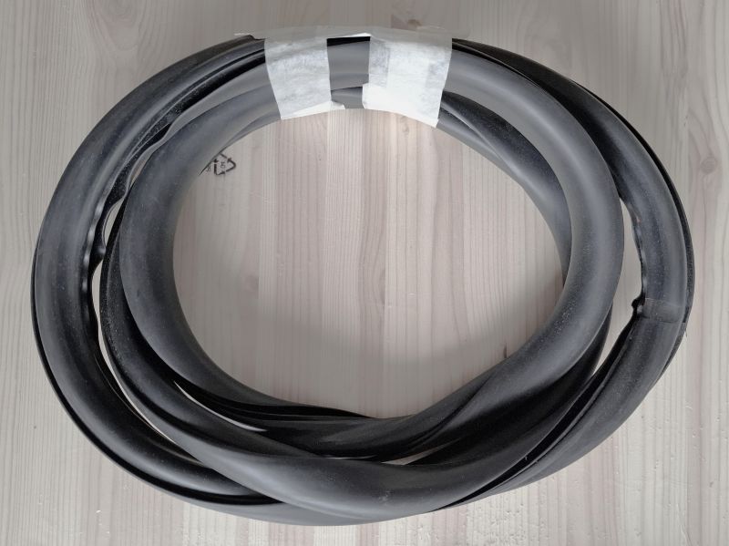 L118-697--Takalasi_tiiviste--600D_1960-1974--4074697