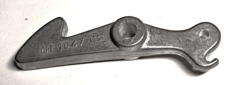 L123-01c-10c-403-Etukansi-lukko-salpa--977403