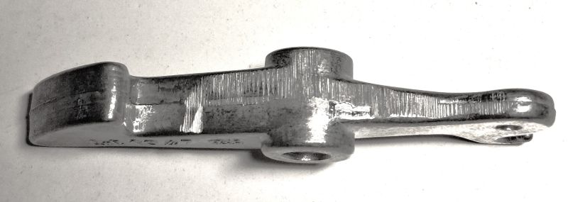 L123-01c-10c-403-Etuluukku-lukon_salpa--977403