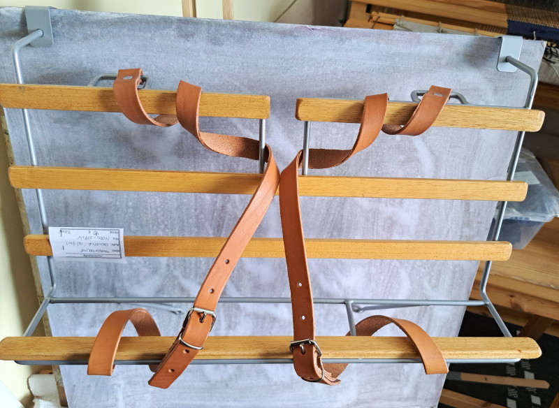 Tavarateline kromiputket - puu