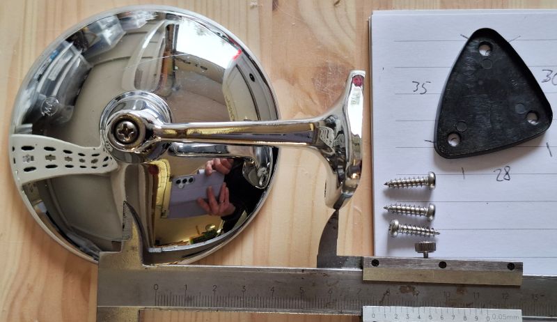 M107-13007K1--Peili_ruuvikiinnitys--500Giardiniera