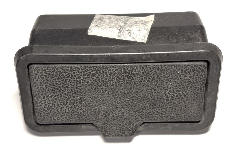 M107585muovi--Tuhkakuppi_muovi