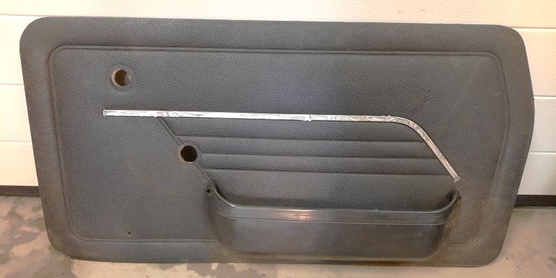 Oviverhoilu 126 musta vasen